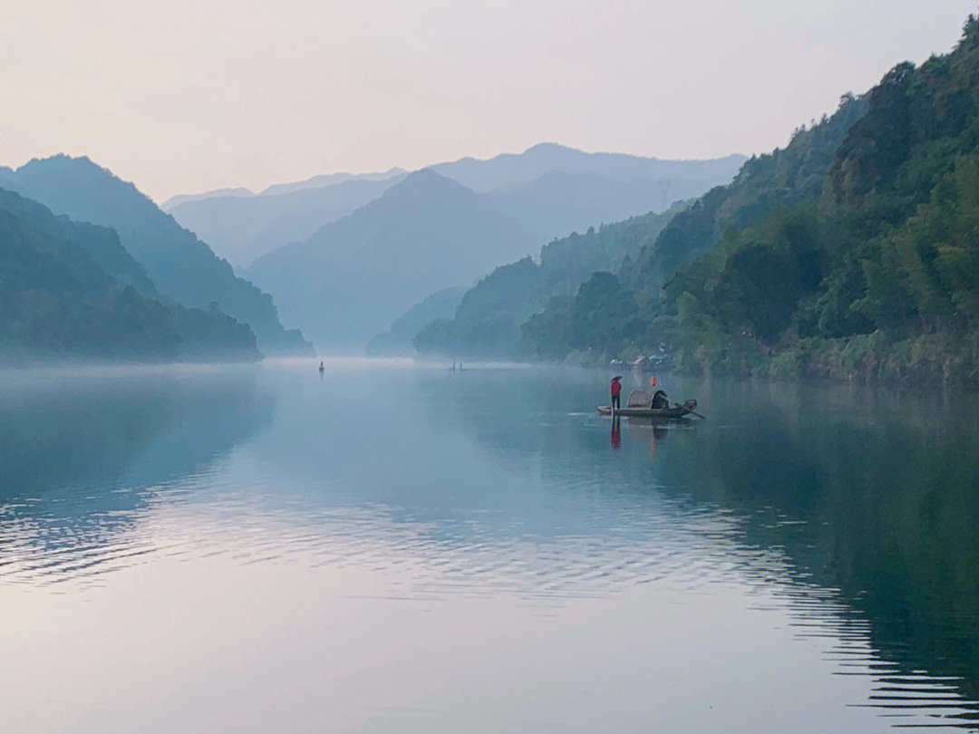 这篇继续写一东江湖风景区的攻略注意事项:1 九月份去观雾 已经很浅了