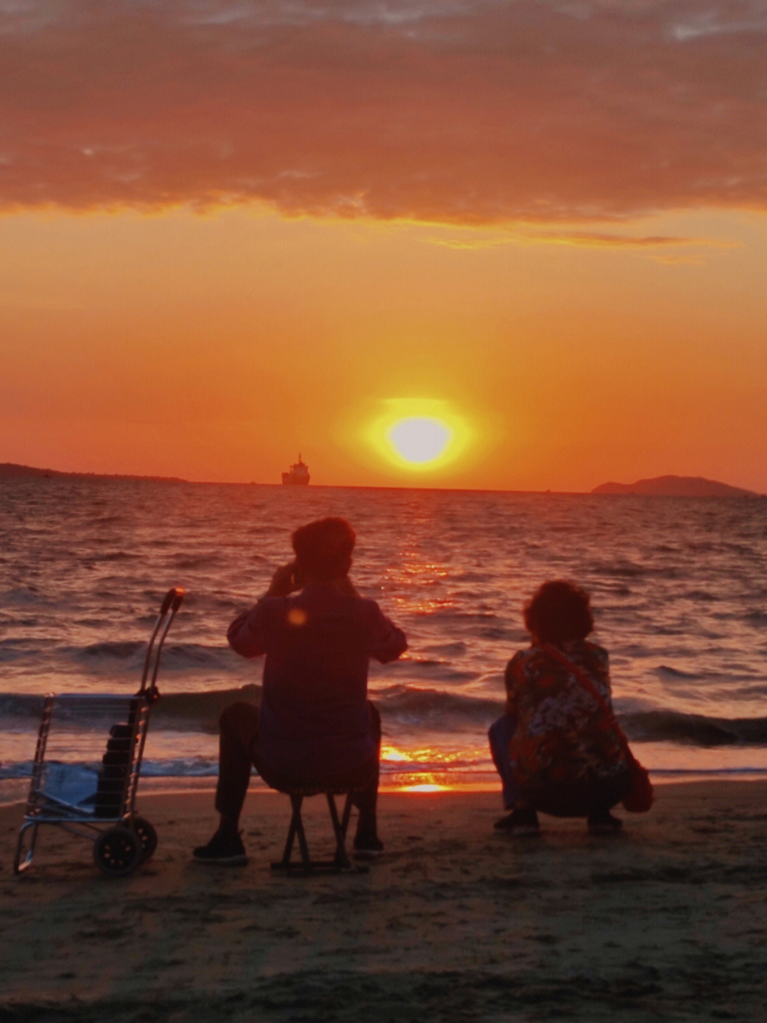 我和夕阳有个约会海海图片