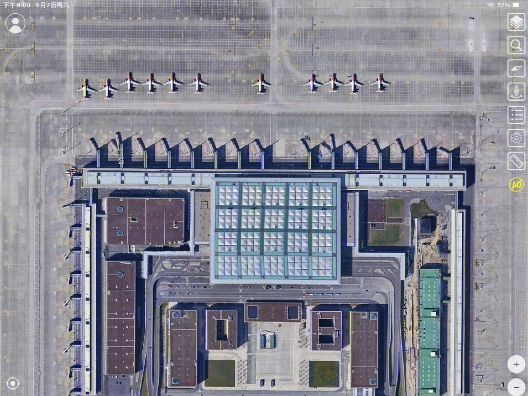 飞向太空港卫星升空图图片