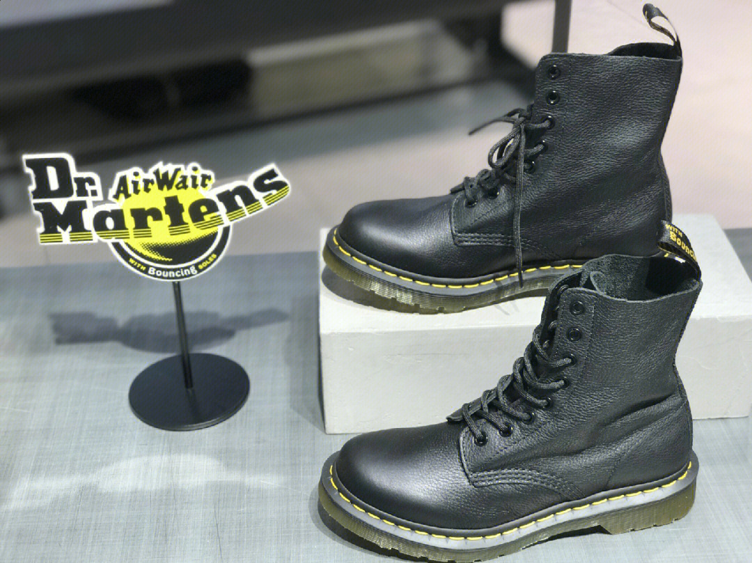 drmartens