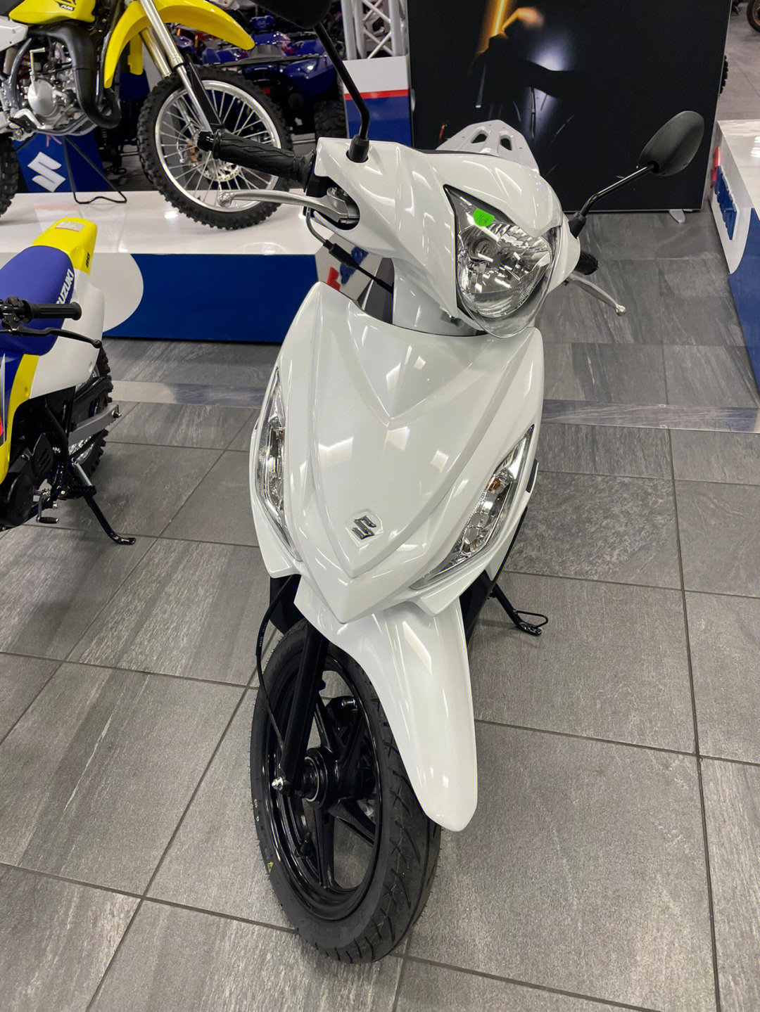 悉尼踏板车suzukiaddress110