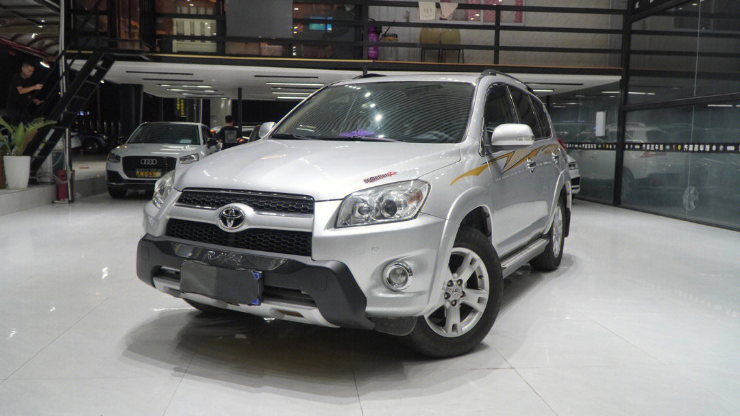 2011年丰田rav4,经典老车,车况精品,无事故水泡火烧,喜欢的私聊