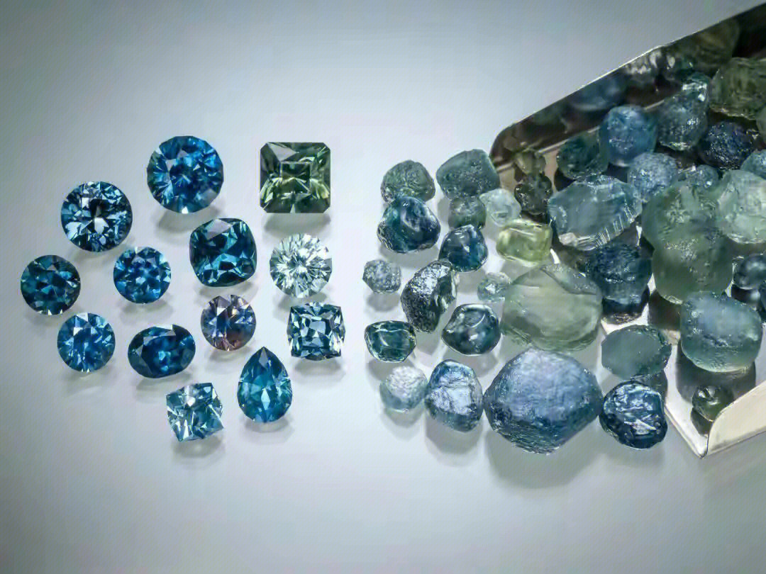 通过高温灼烧能够改善蓝宝石的颜色和净度,它的姐妹花红宝石,同色系的