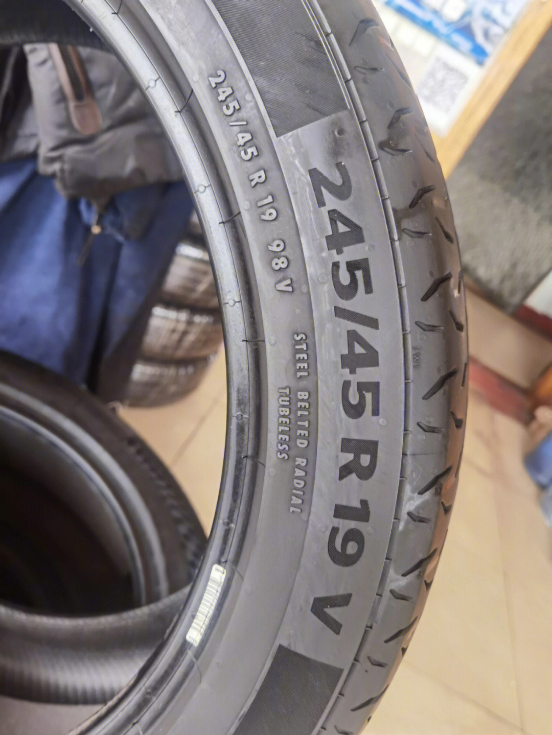 德国马牌245/45r19mc6二手拆车胎一套9成