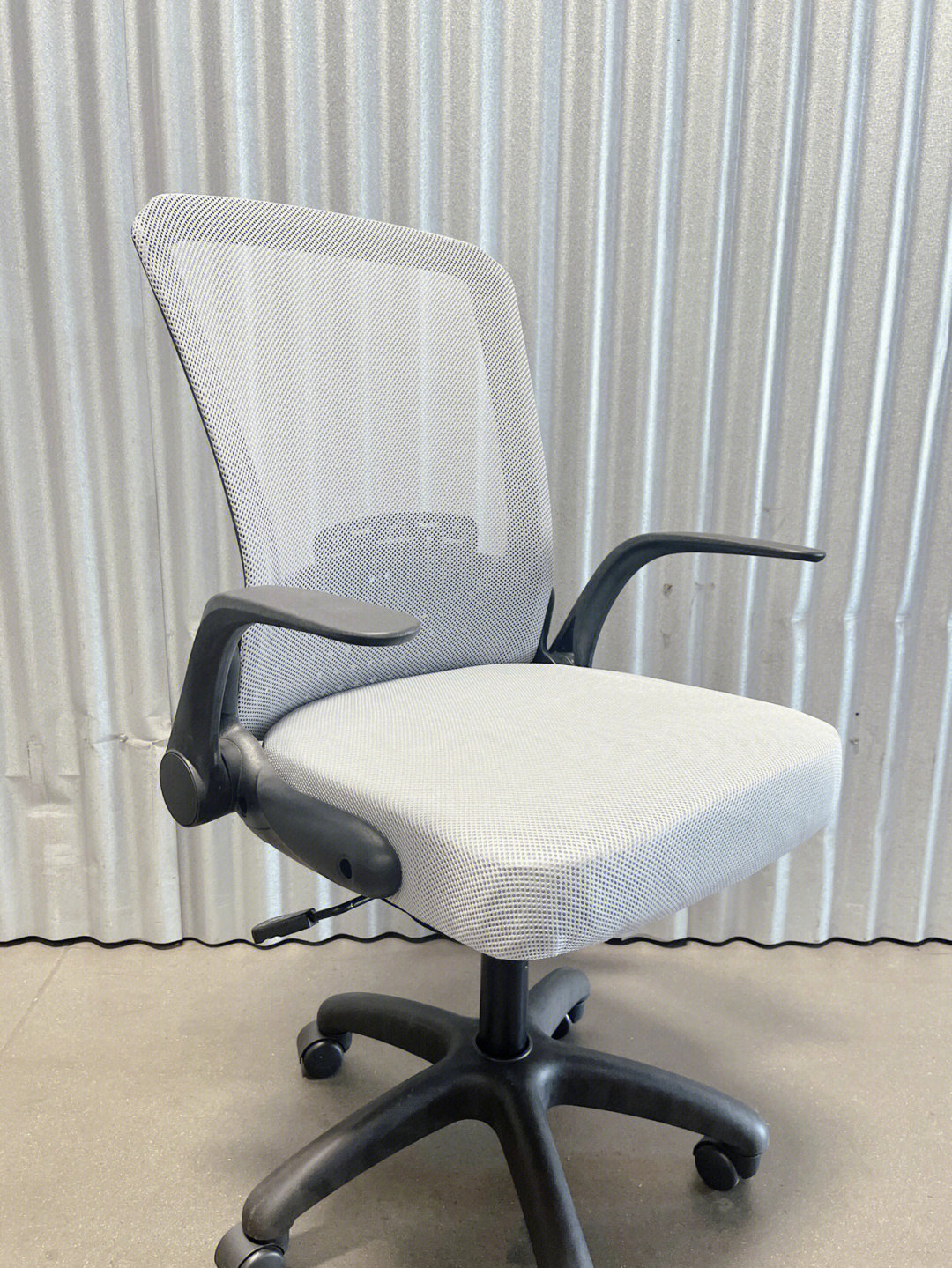 55办公椅会议椅扶手可以抬起靠背可折叠