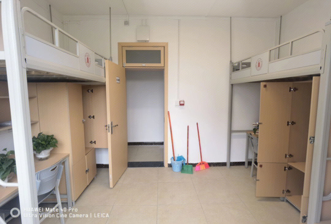 四川大学宿舍条件图片
