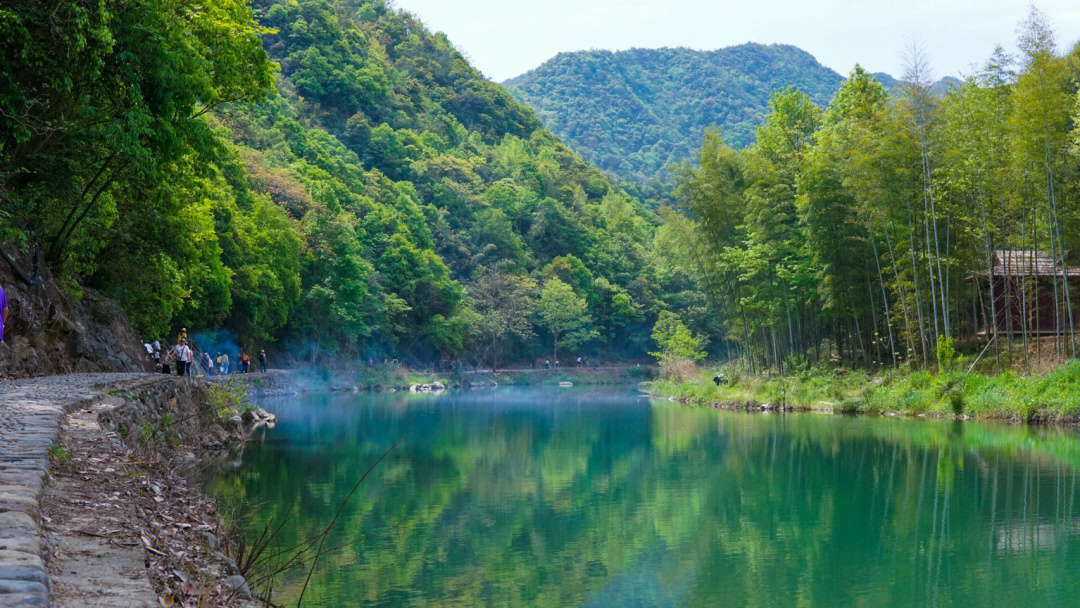 十八渡风景区图片