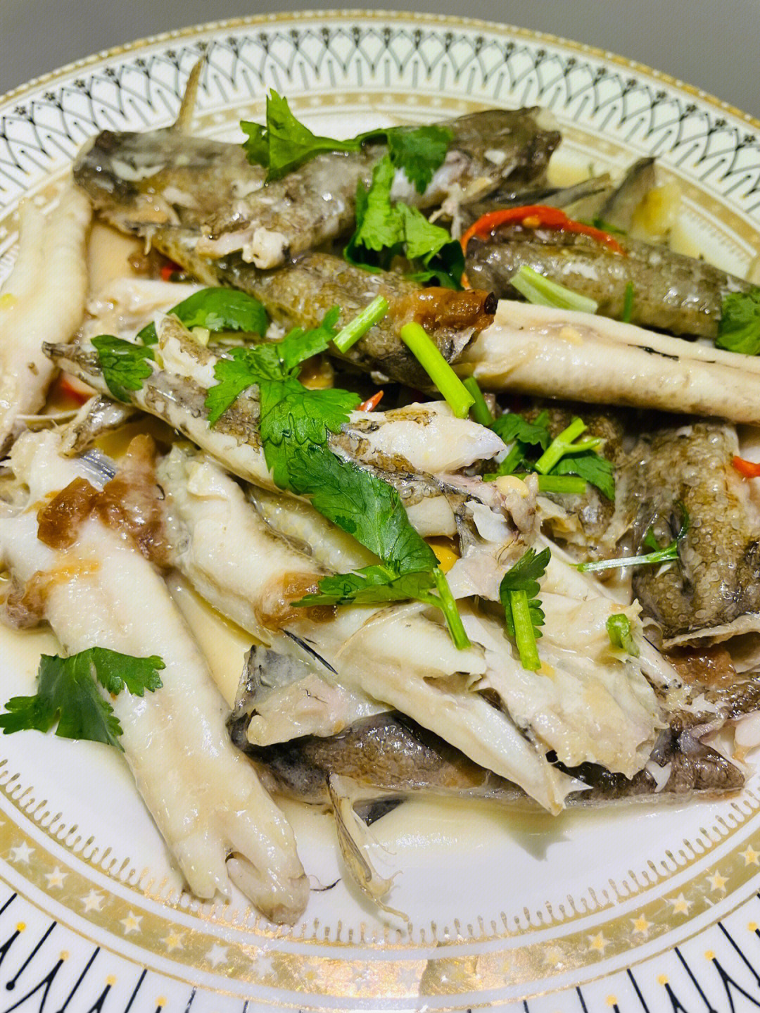潮汕人的晚餐最近爱上了鸡腿鱼
