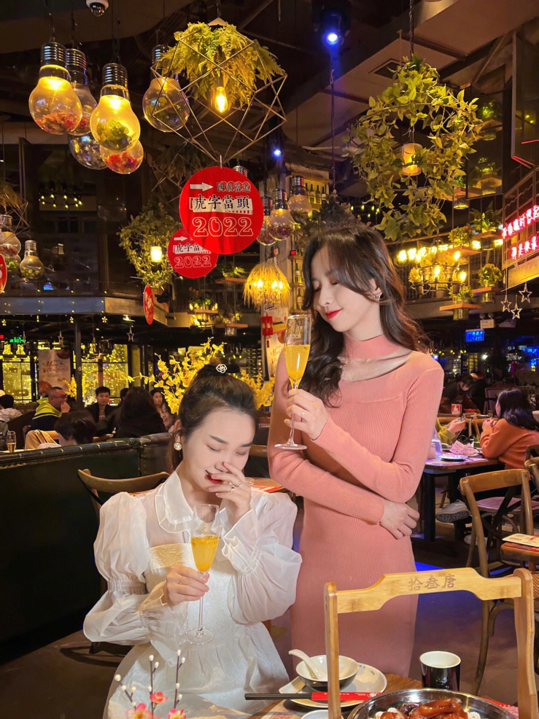 东莞探店01胡桃里升级livehouse驻唱酒馆