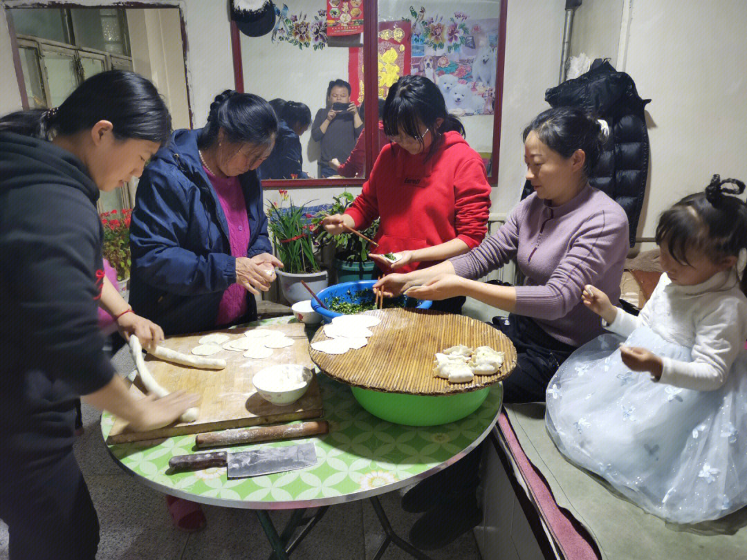 春节包饺子美篇图片