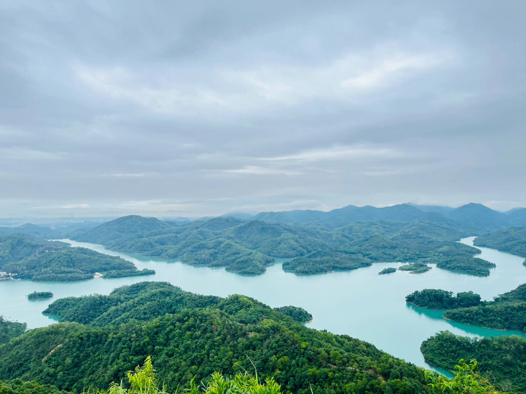 中山最高的山图片