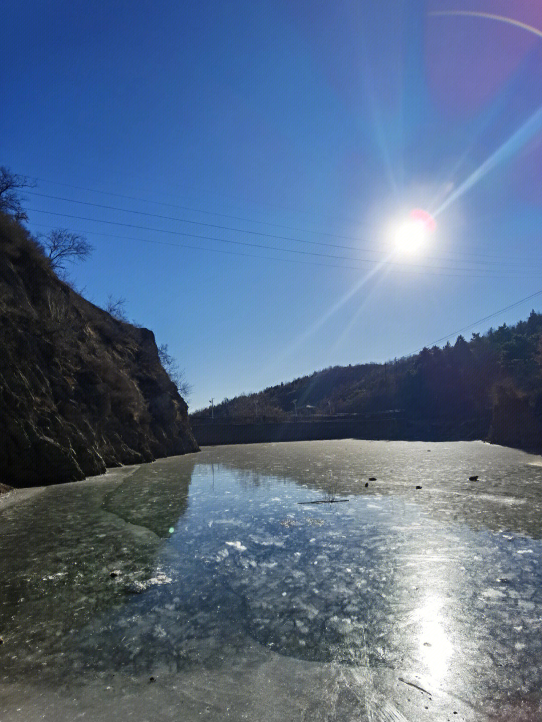 王平村瓜草地冰瀑图片