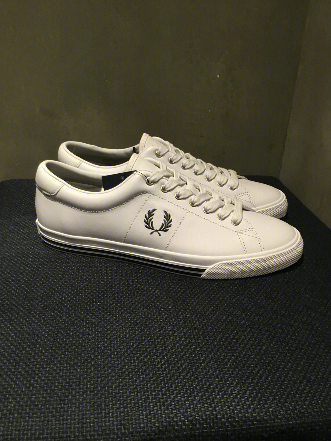 fredperrylogo图片