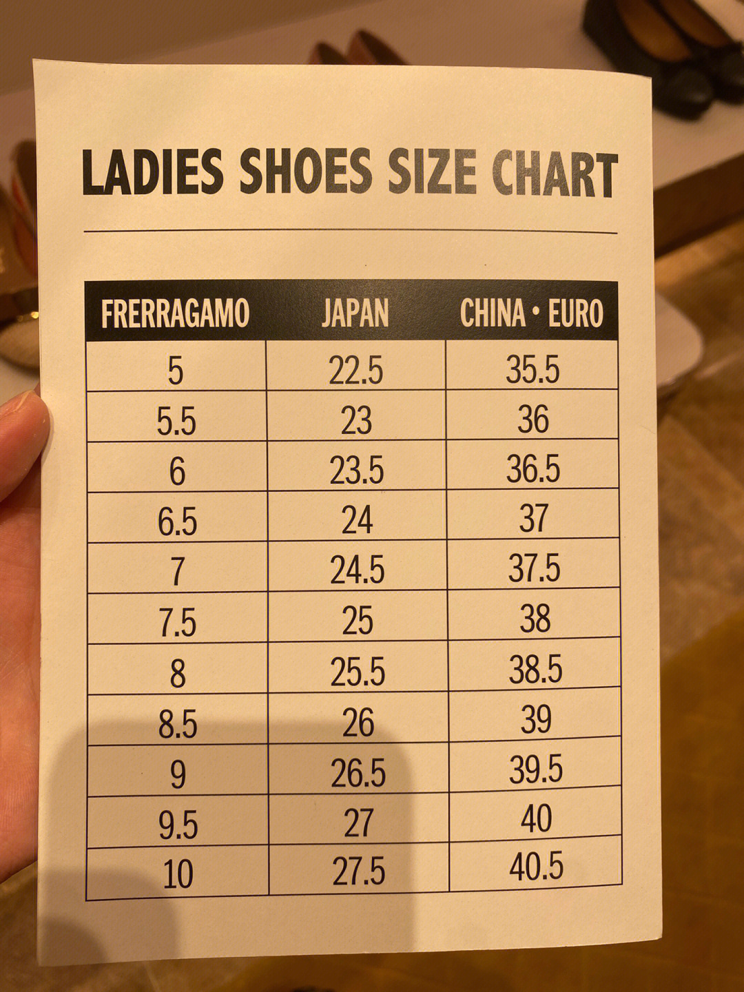 菲拉格慕男鞋码对照表图片