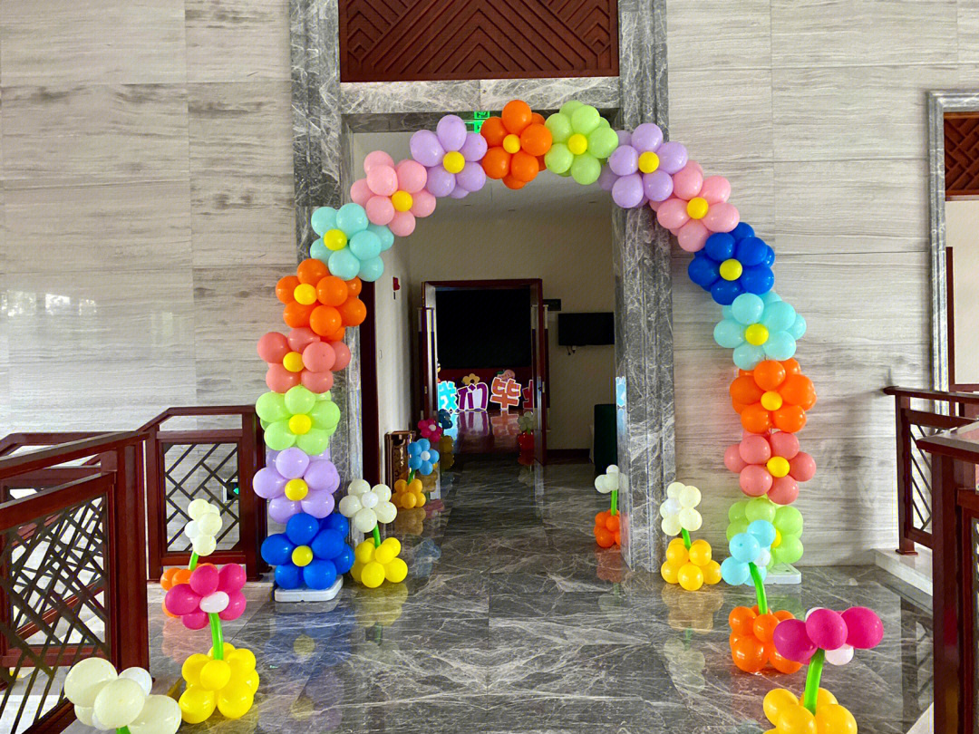五瓣花气球拱门幼儿园毕业典礼马卡龙色系