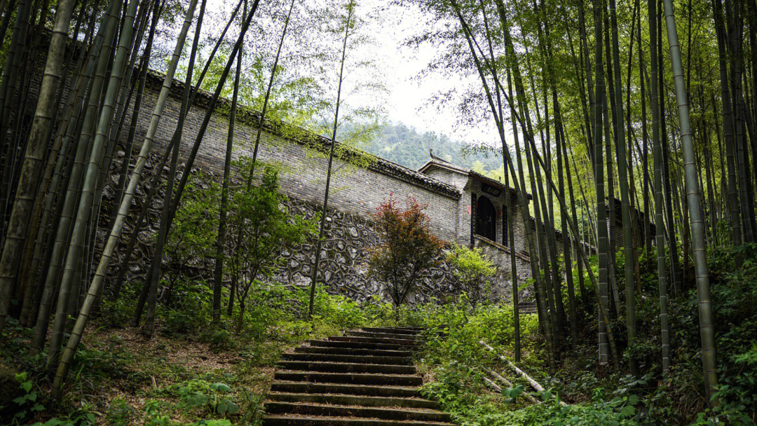 山间老寺个人资料图片