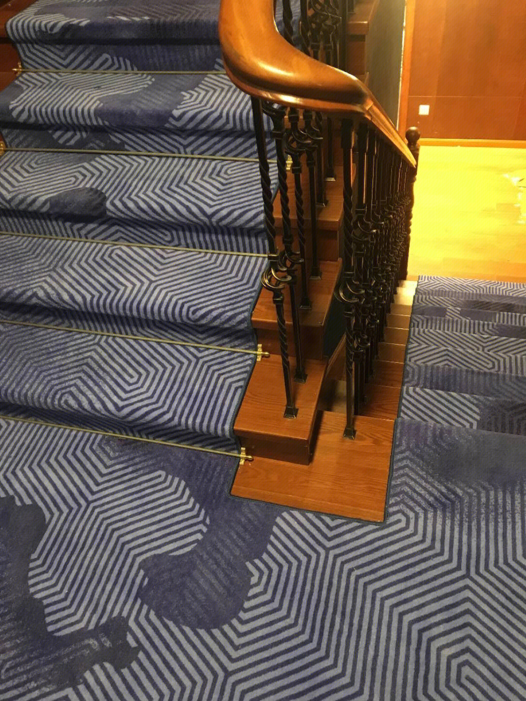 楼梯地毯压杆定制