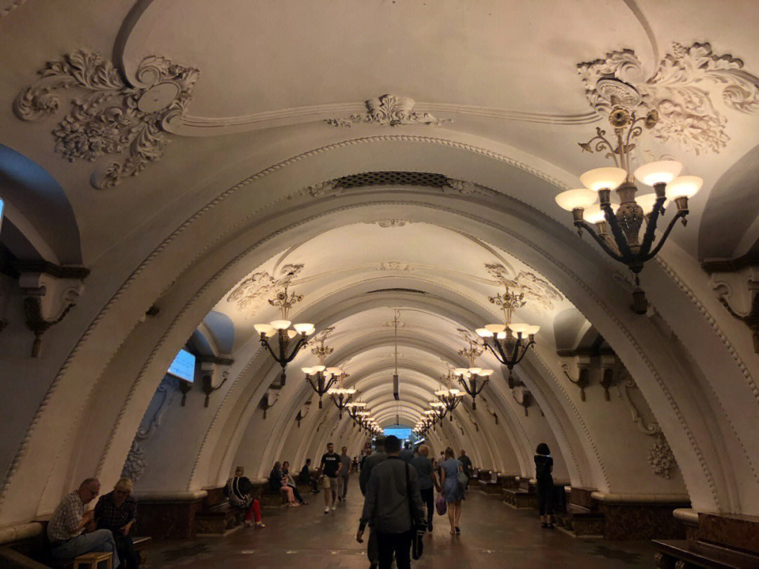 世界上最美的地铁莫斯科地铁