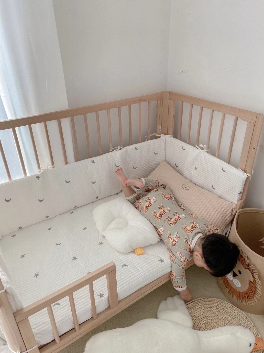 婴儿床改造成沙发图片