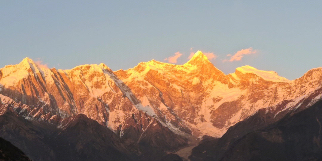 南迦巴瓦日照金山