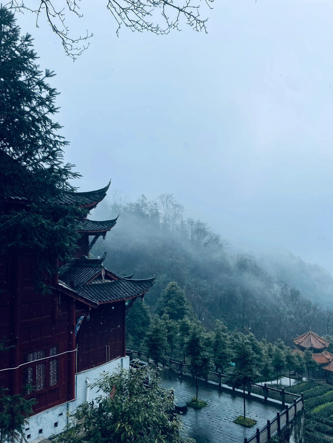 龙门山道观图片