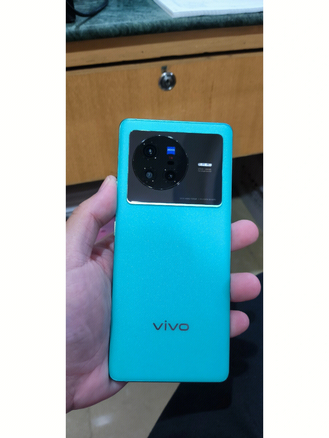 vivox80