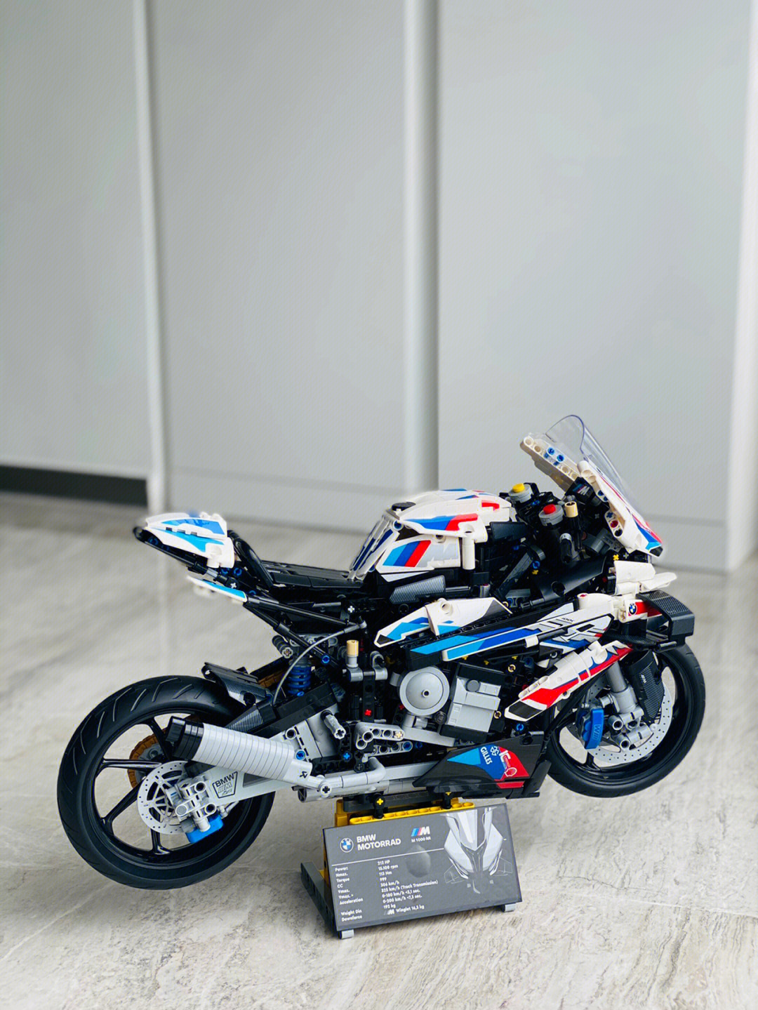 第一眼就被帅到的乐高宝马s1000rr