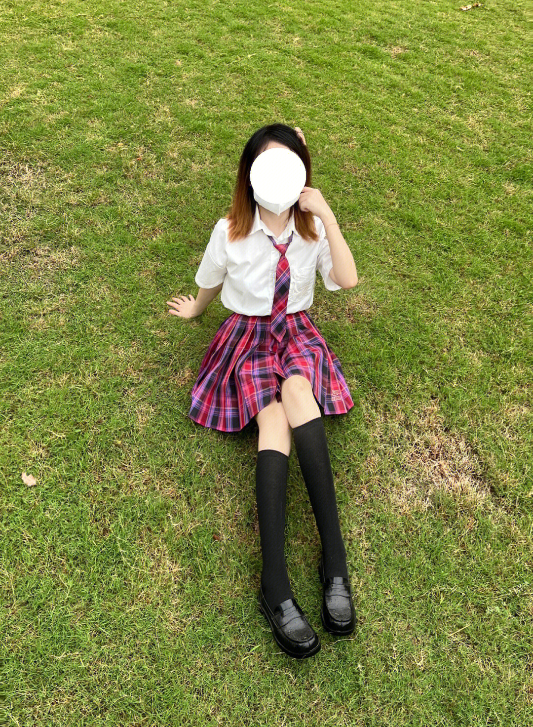 lpl英雄联盟暴走甜心电竞格裙配色是红蓝(红蓝双方)本电竞少女很真实