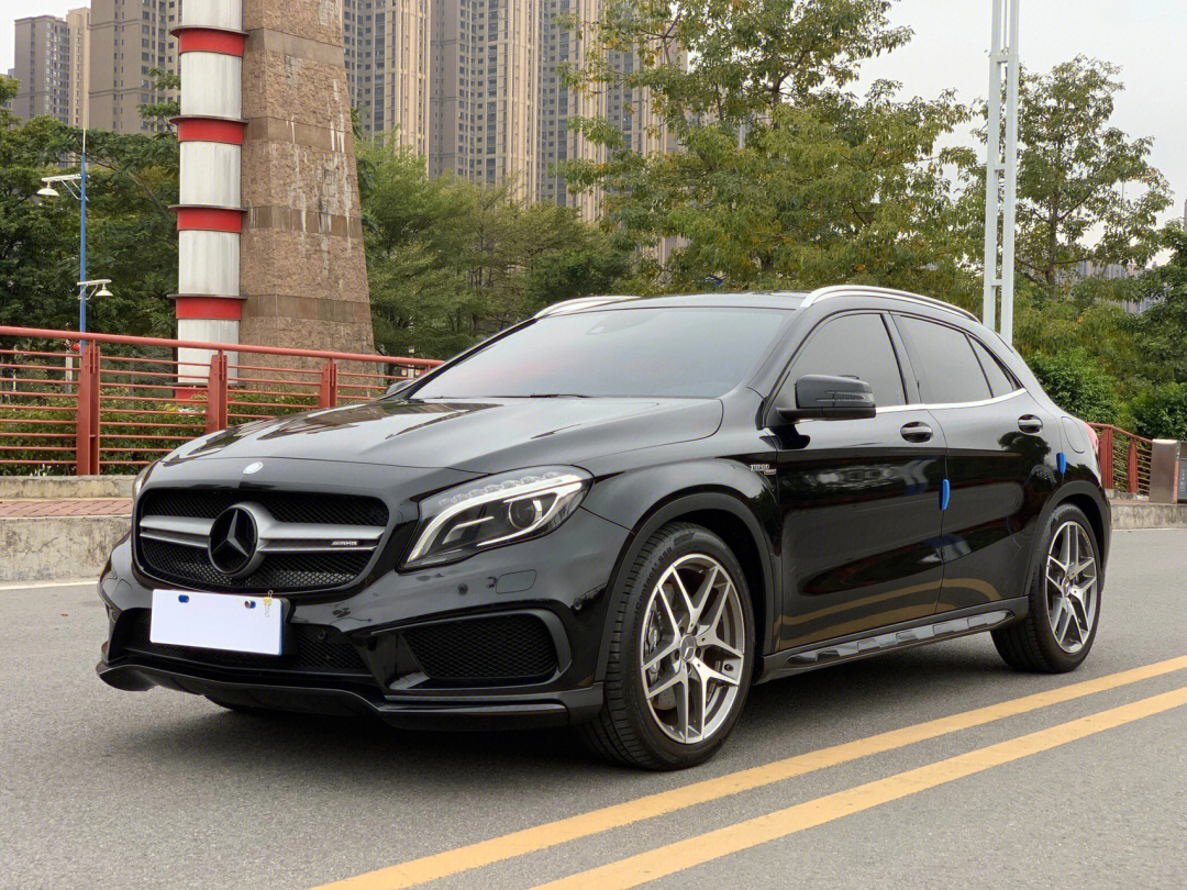 奔驰gla级amg2015款amggla454matic佛