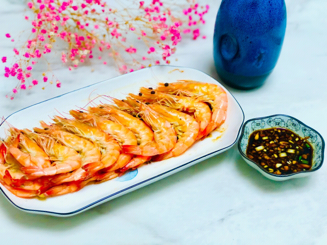 认为水煮的大虾吃起来最美味,其实这样的做法是不正确的!