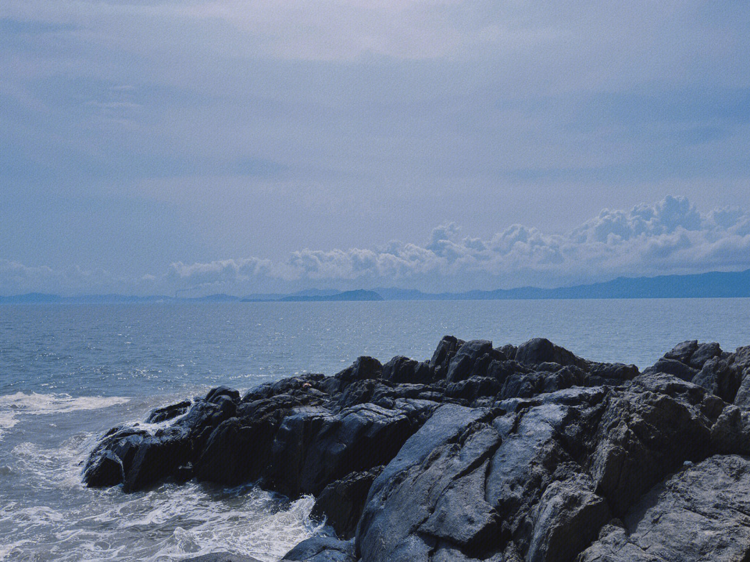 汕尾鲘门海滩图片