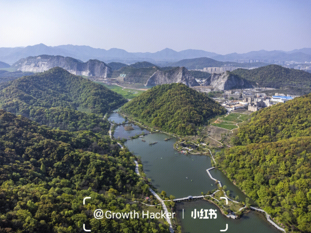 铜鉴湖公园面积图片