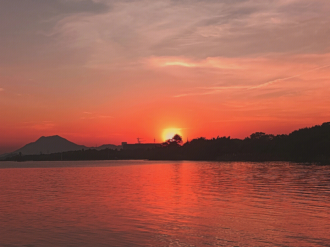 好好看的夕阳