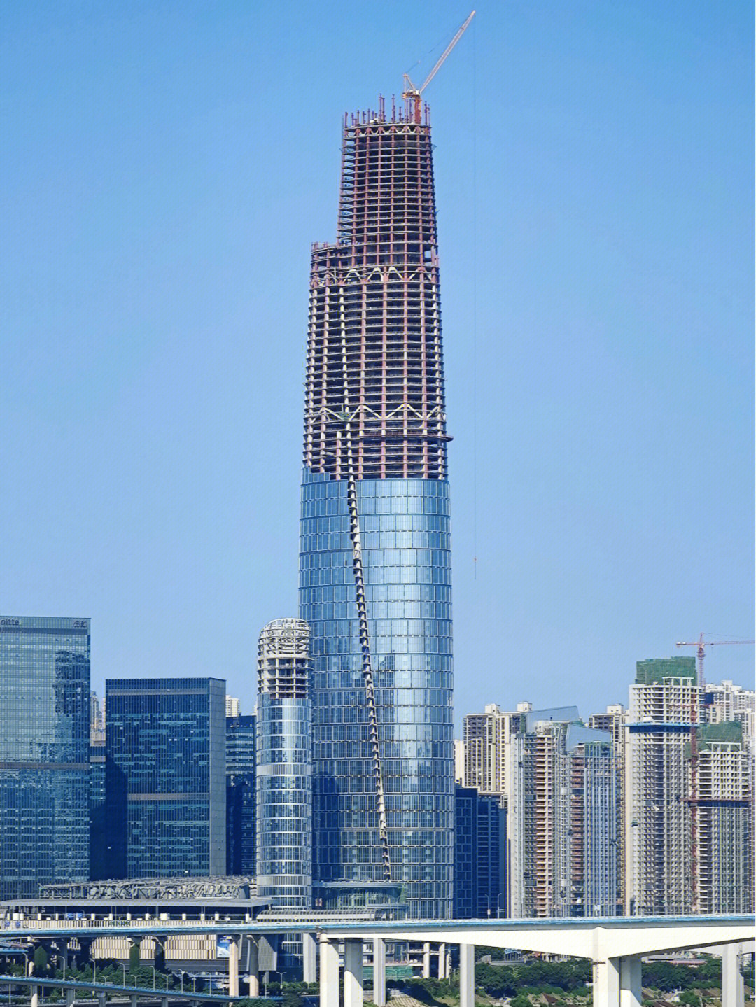 重庆摩天大楼高度排行榜排名110位