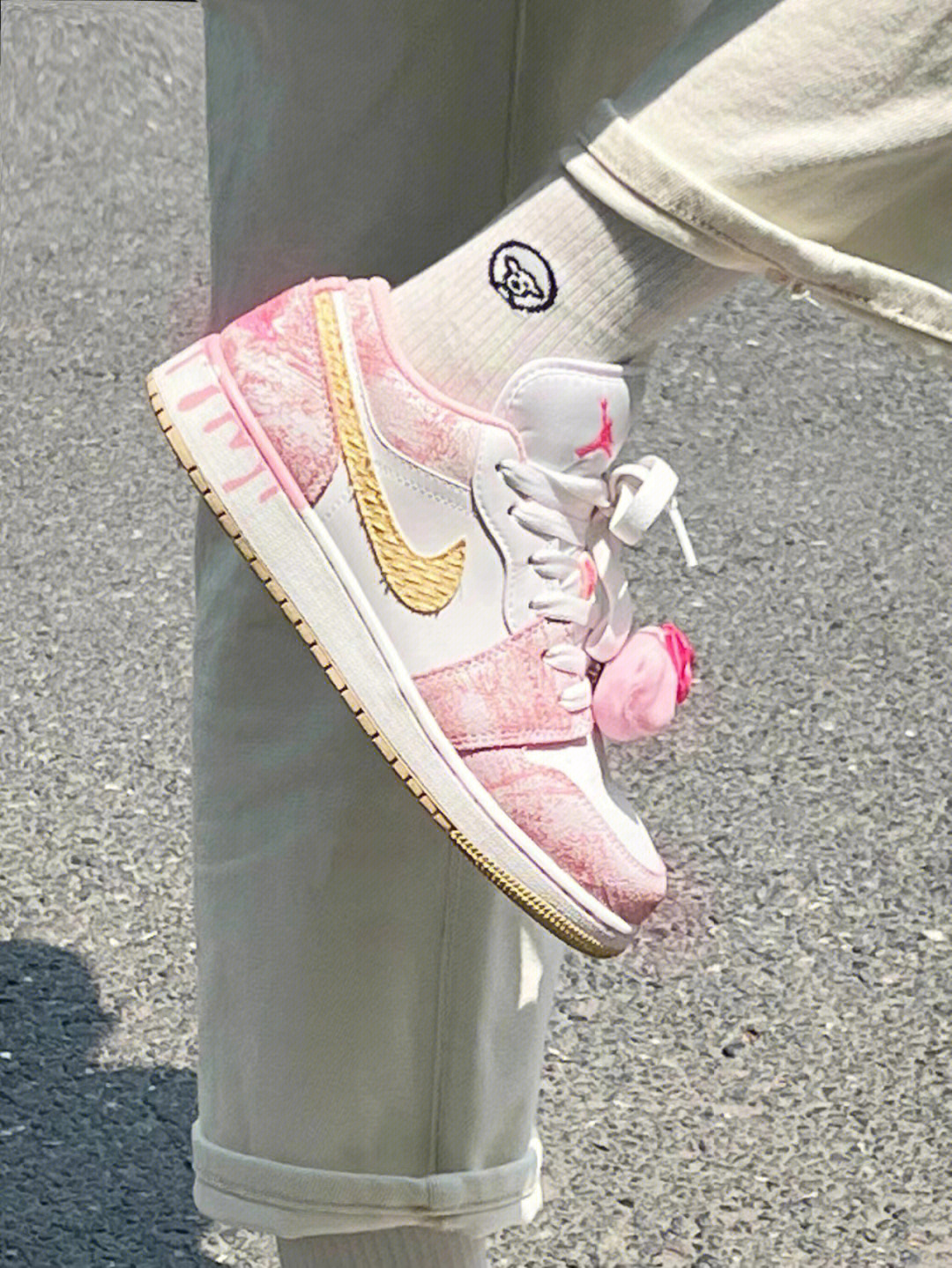 nikeaj1粉冰激凌