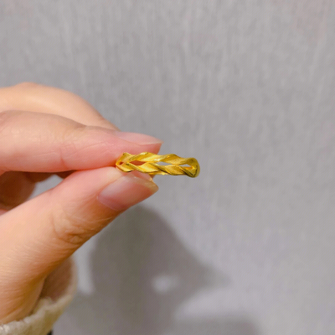 周大福麦穗戒指