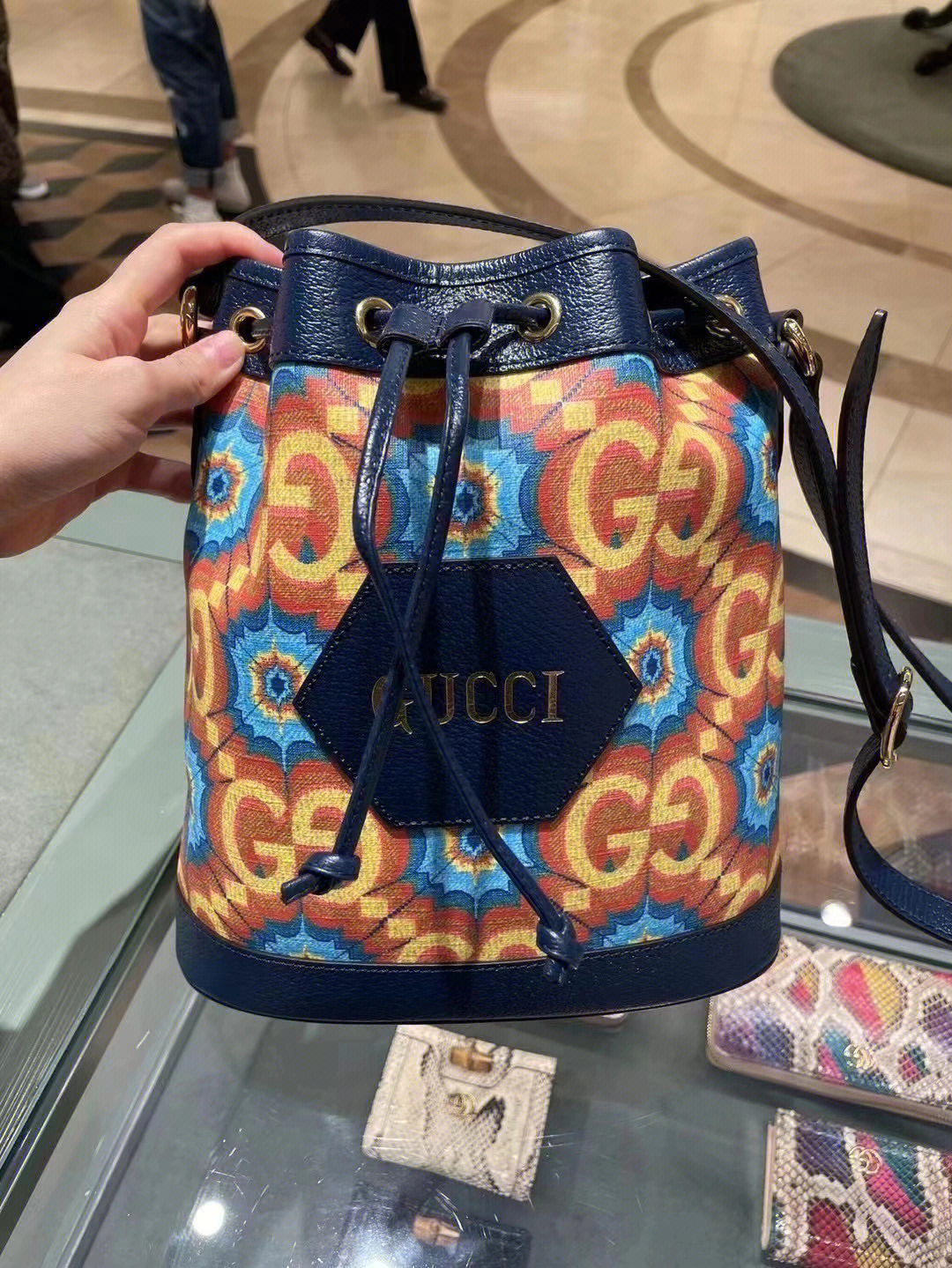 gucci100周年限量衣服图片