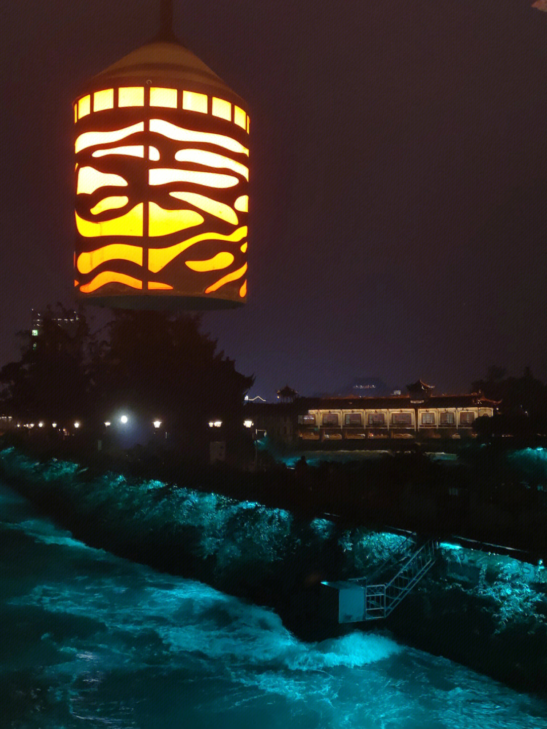 灌县古城夜景图片