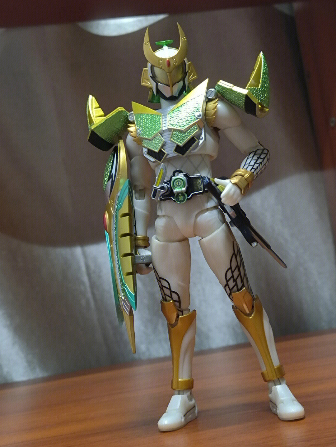 假面骑士铠武蜜瓜shf