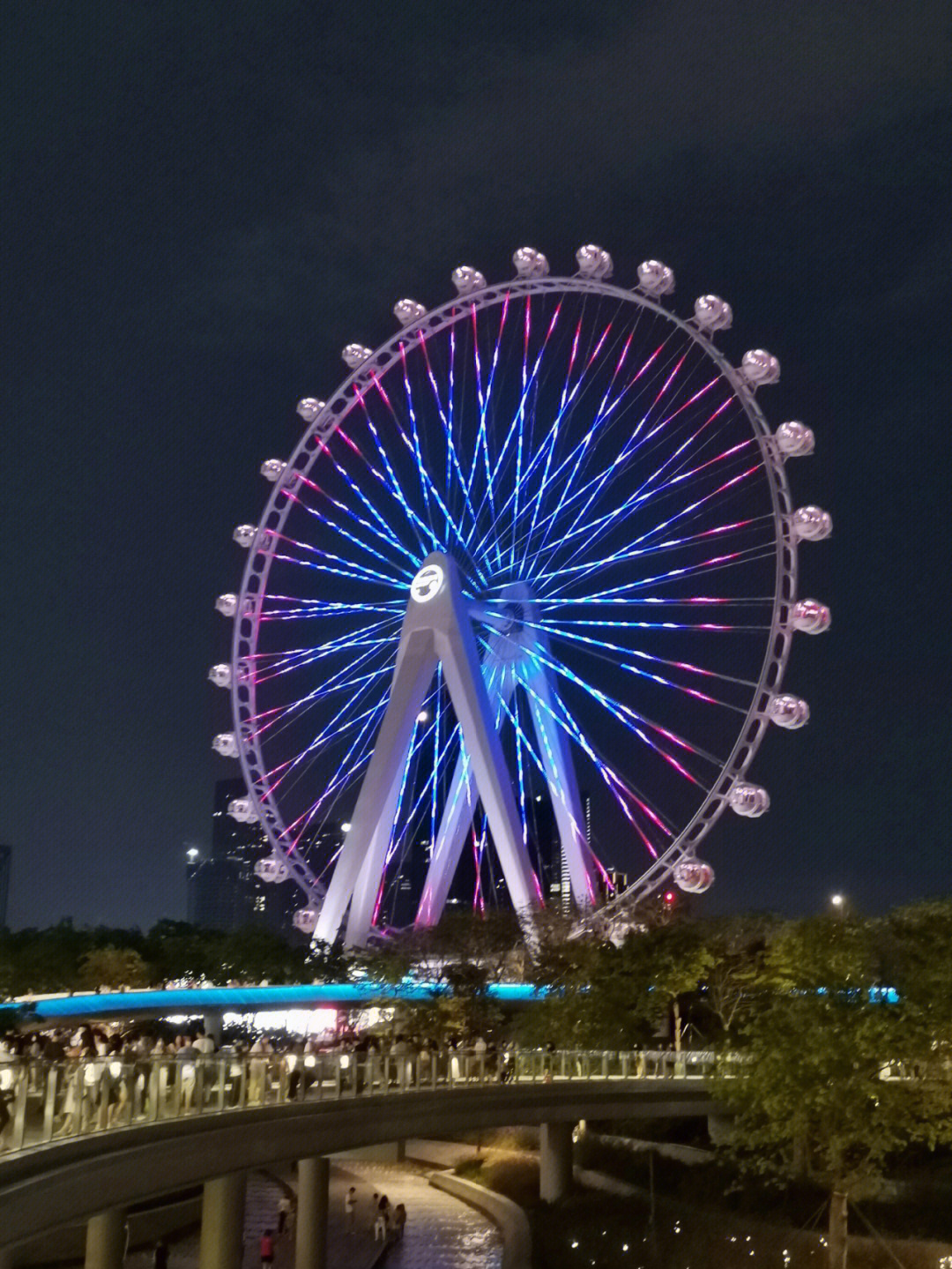 欢乐港湾中秋图片