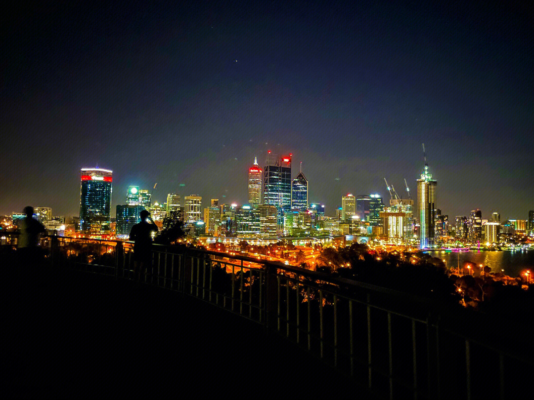 夜晚的城市