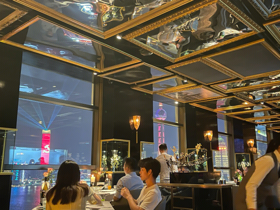 上海外滩黑珍珠餐厅