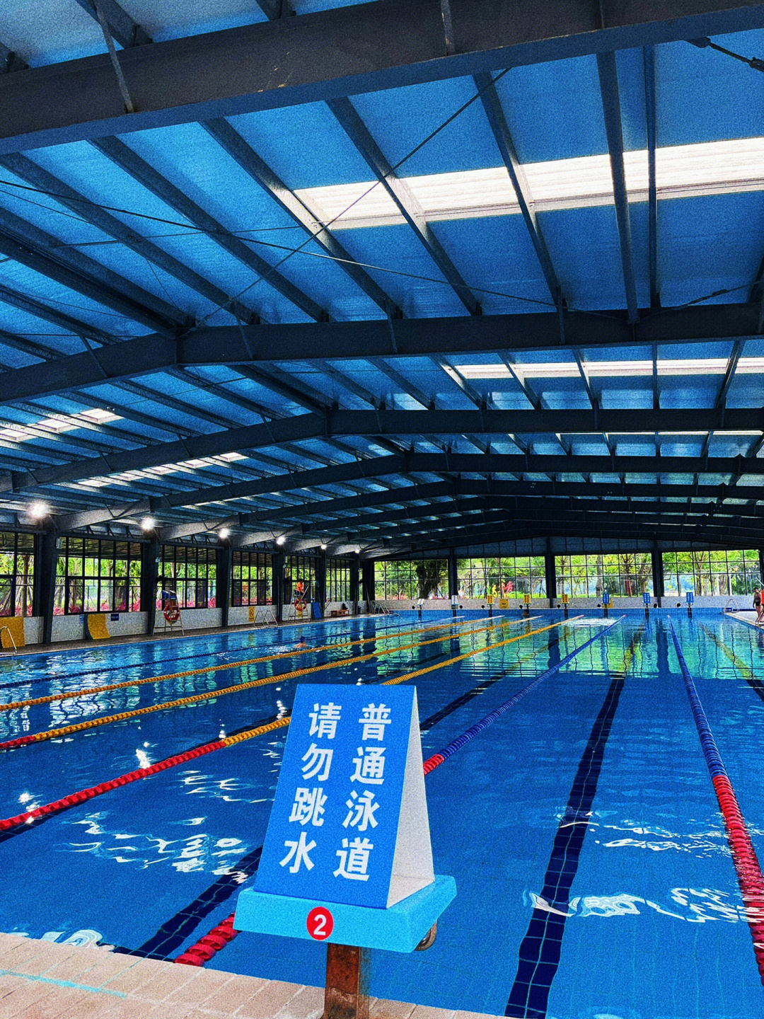 中联运动公园游泳馆图片
