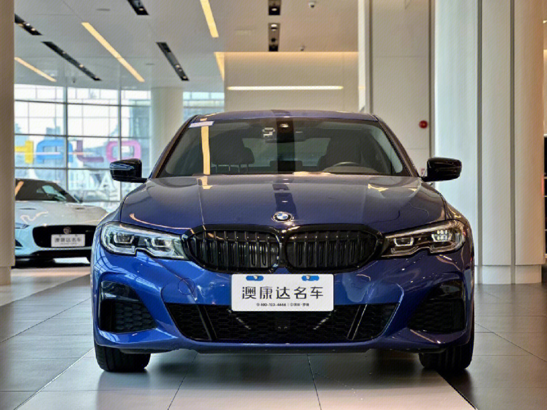 宝马325i