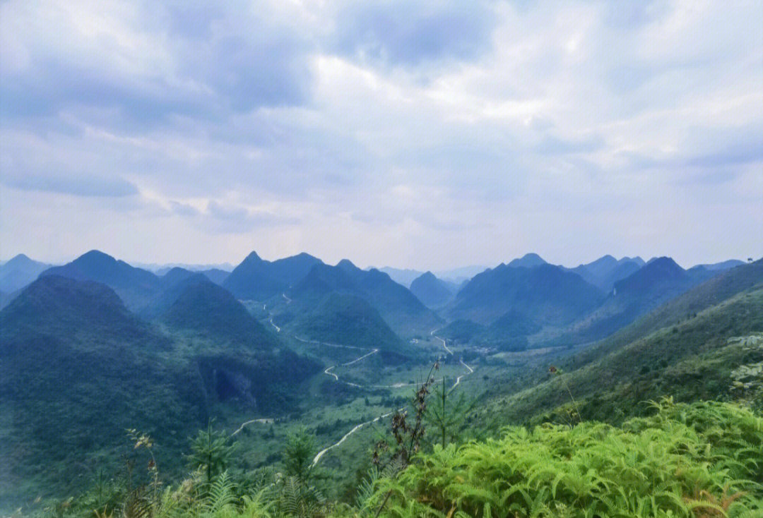 环湾区山脊步道图片