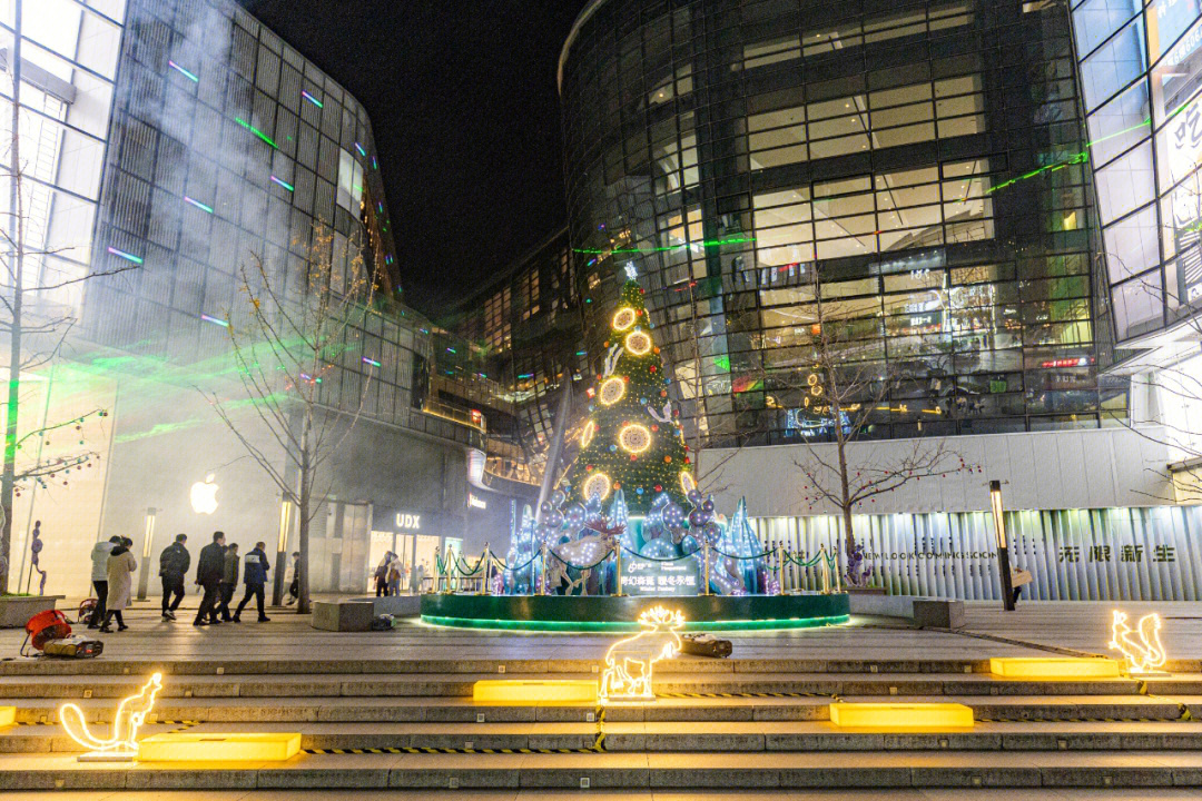 济南恒隆广场开启圣诞季