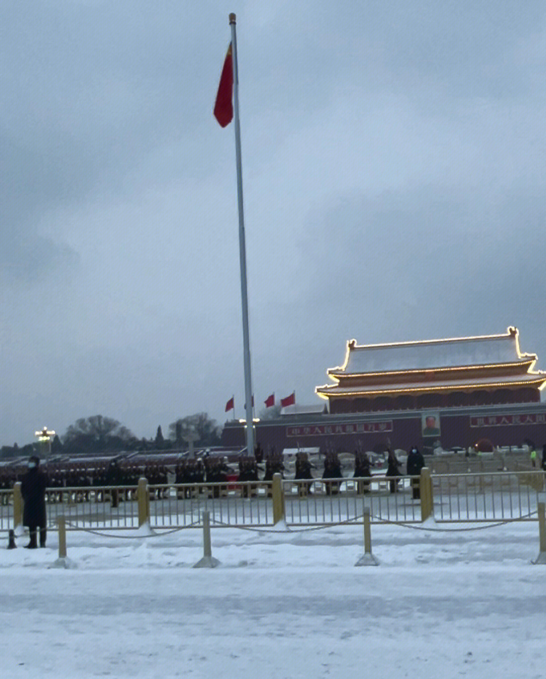 新华门雪景图片