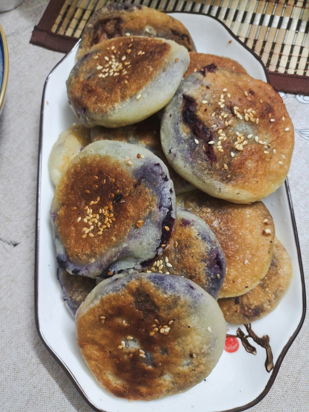 烤紫薯饼串图片