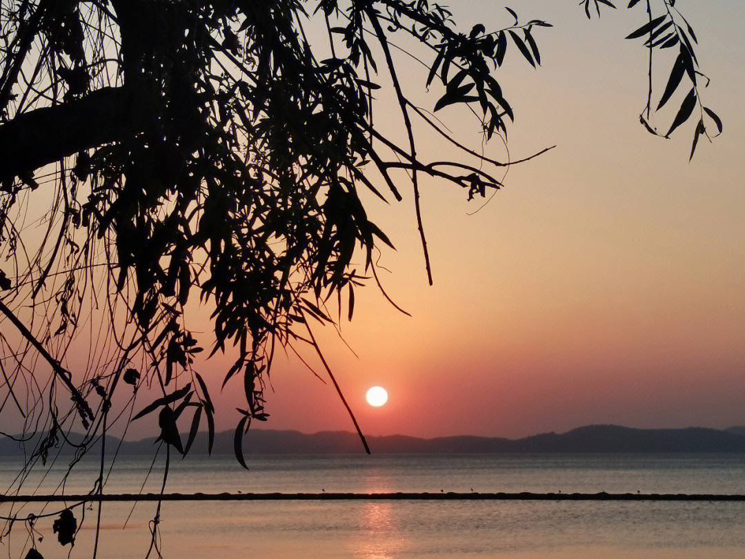 苏州太湖日出日落