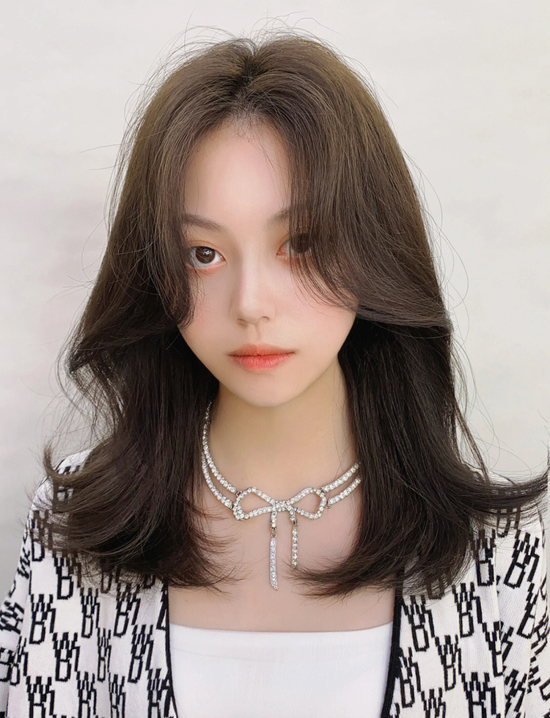 韩系小姐姐的新发色新发型
